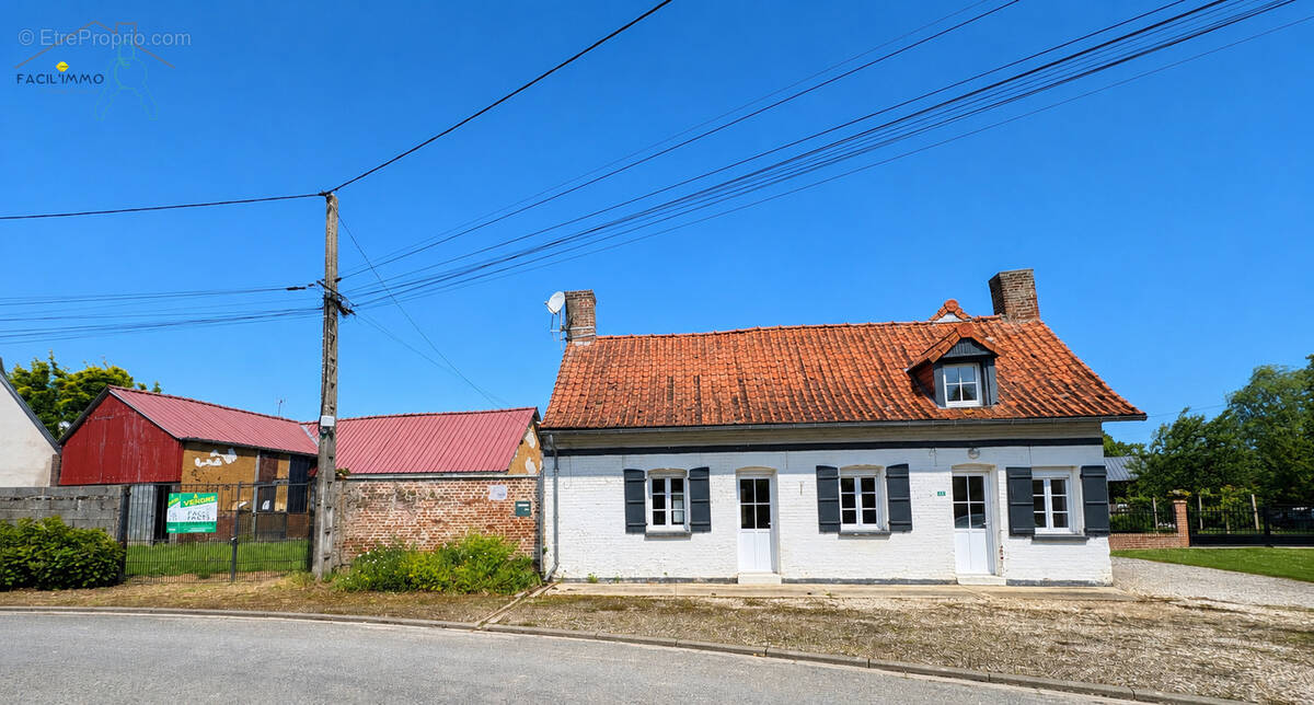 Maison à TOURS-EN-VIMEU