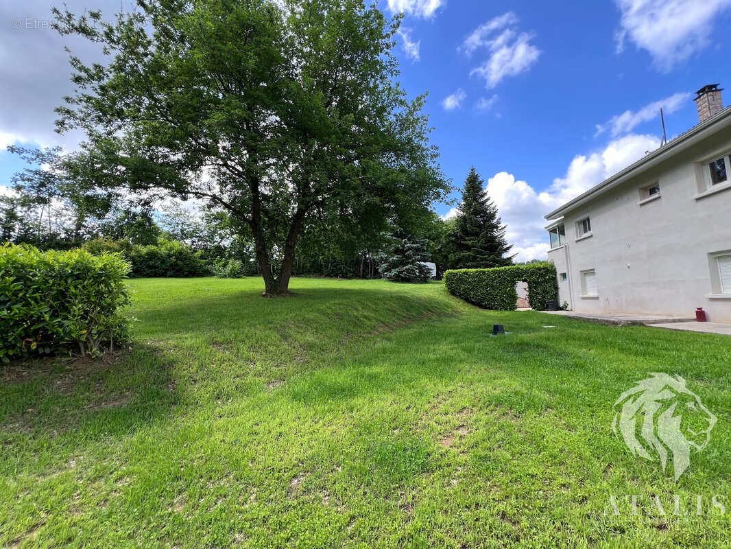 Maison à SAINT-VERAND