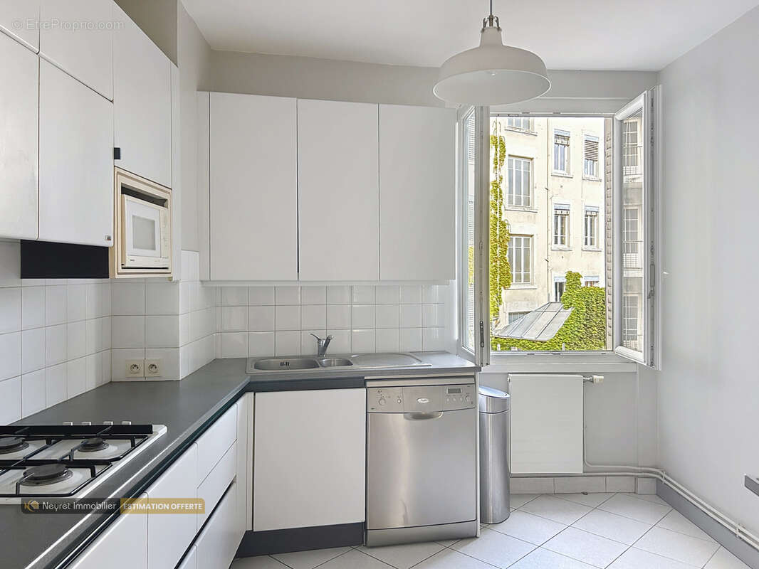 Appartement à LYON-7E