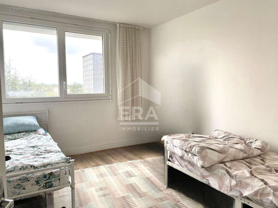 Appartement à SAINT-ETIENNE-DU-ROUVRAY