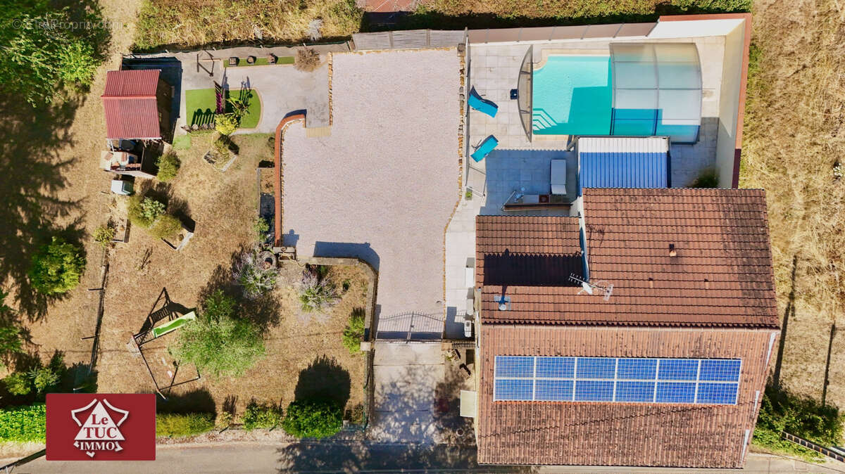 Maison en pierre avec piscine. - photo 6