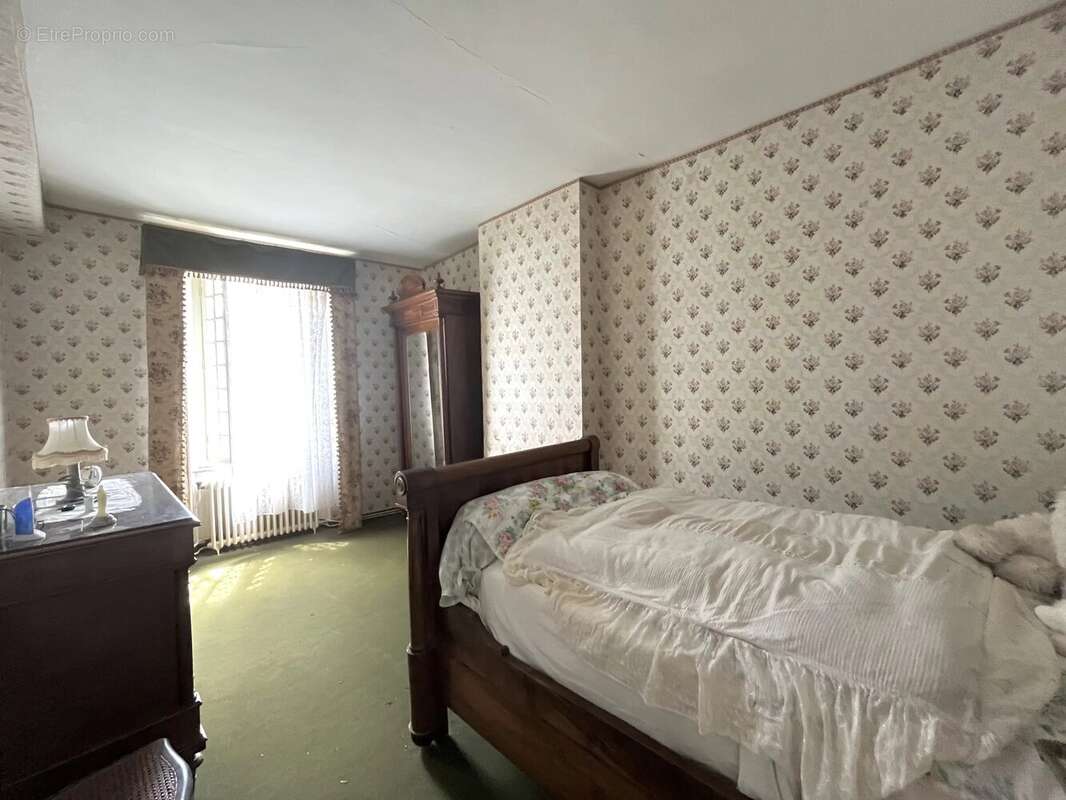 Maison à PEPIEUX