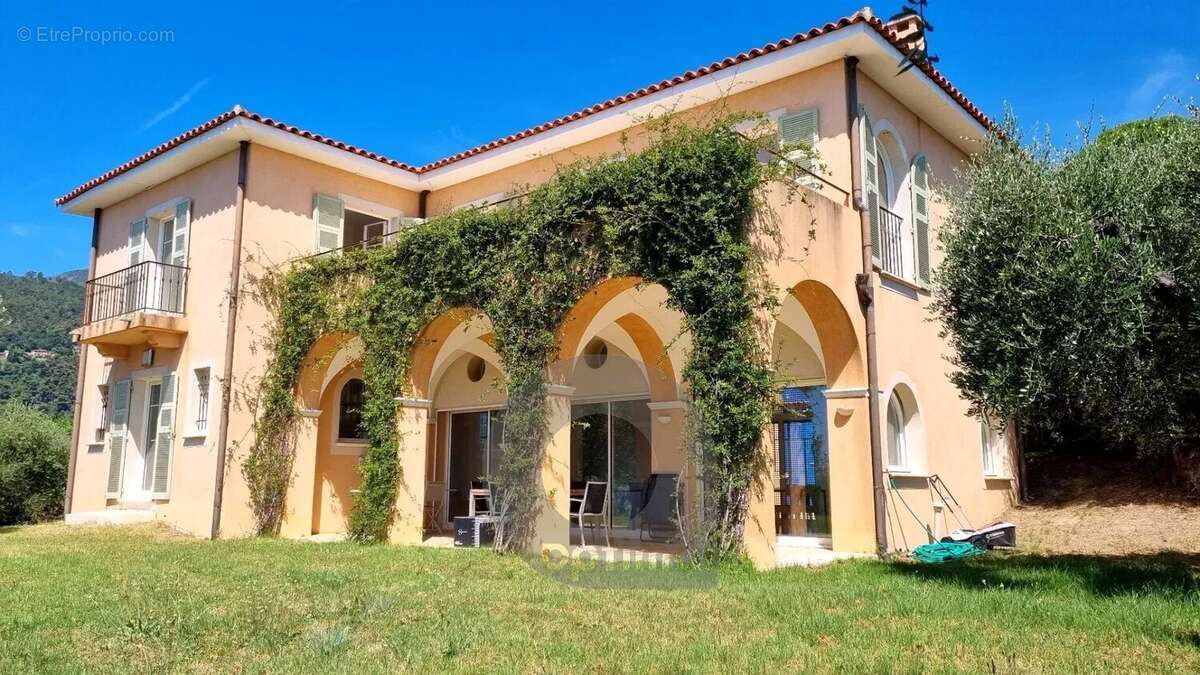 Maison à ROQUEBRUNE-CAP-MARTIN