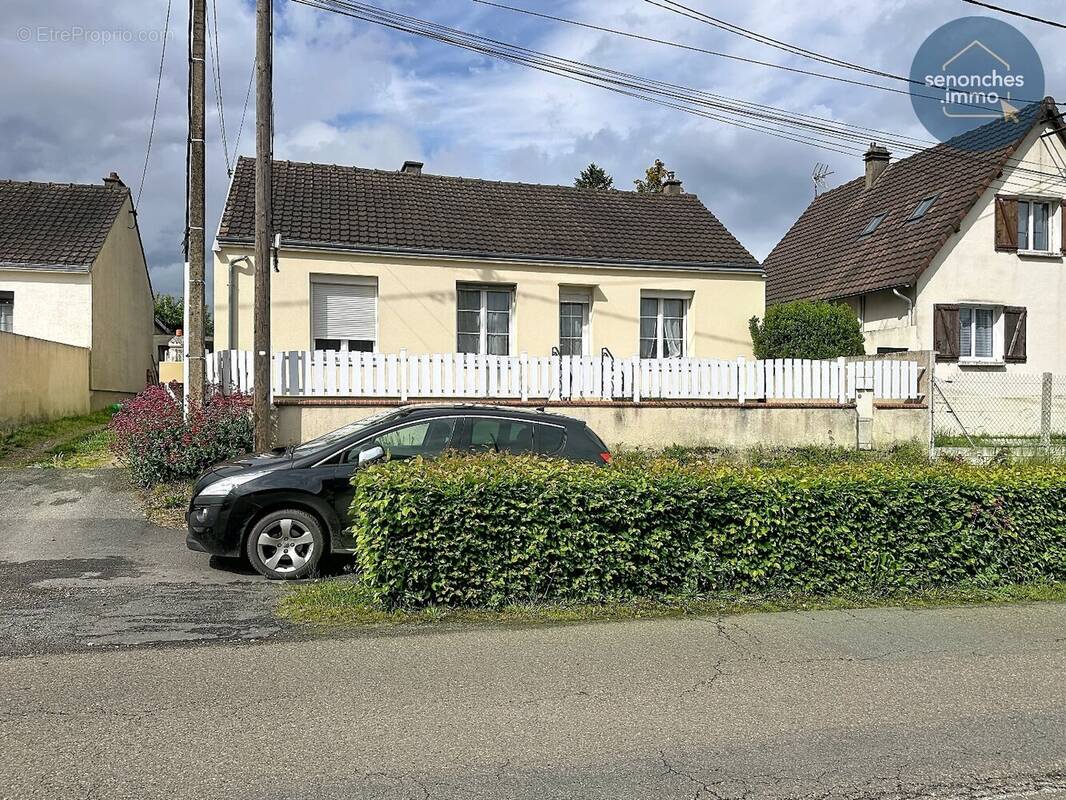 Maison à SENONCHES
