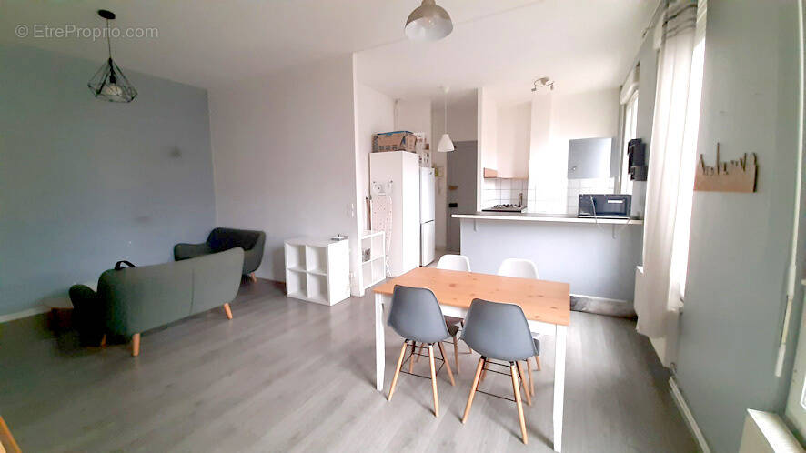 Appartement à SAINT-ETIENNE