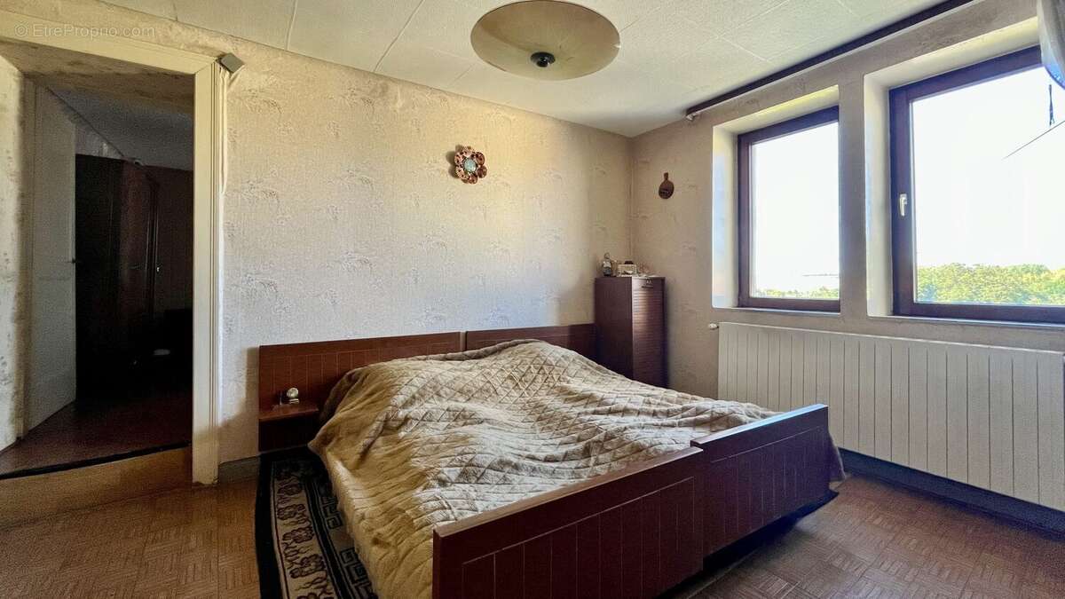 Maison à BOUZONVILLE