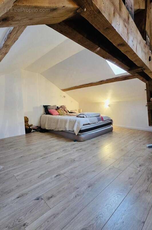 Maison à PANISSIERES