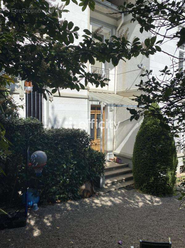 Maison à SAINT-ETIENNE