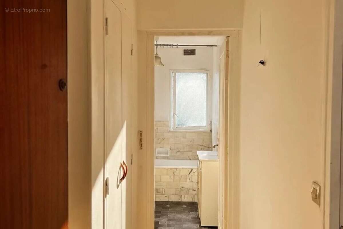 Appartement à SAINT-MAUR-DES-FOSSES