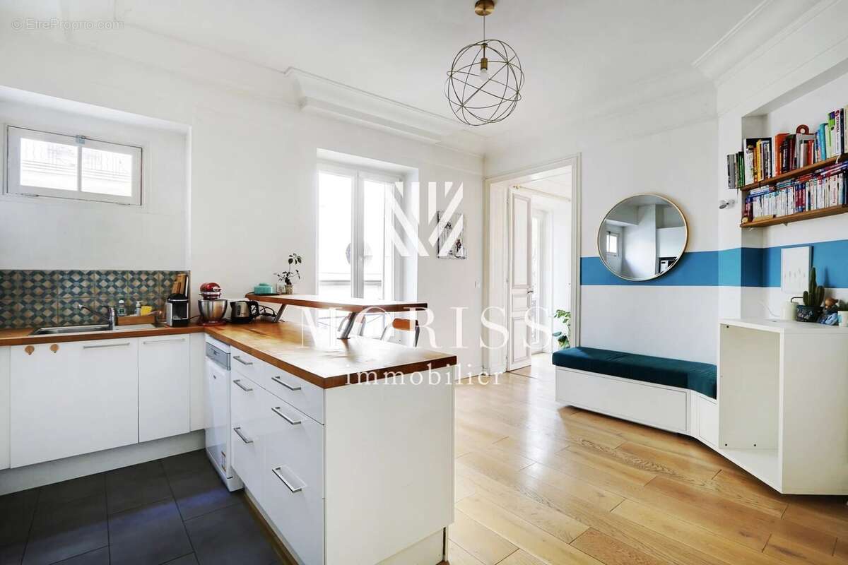 Appartement à PARIS-9E