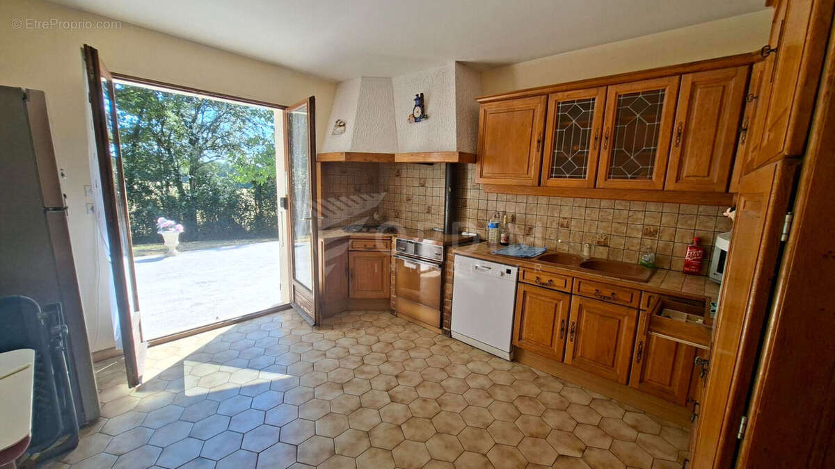 Bien rare ! Maison familiale sans vis-à-vis sur 4 000 m² de terrain - photo 5