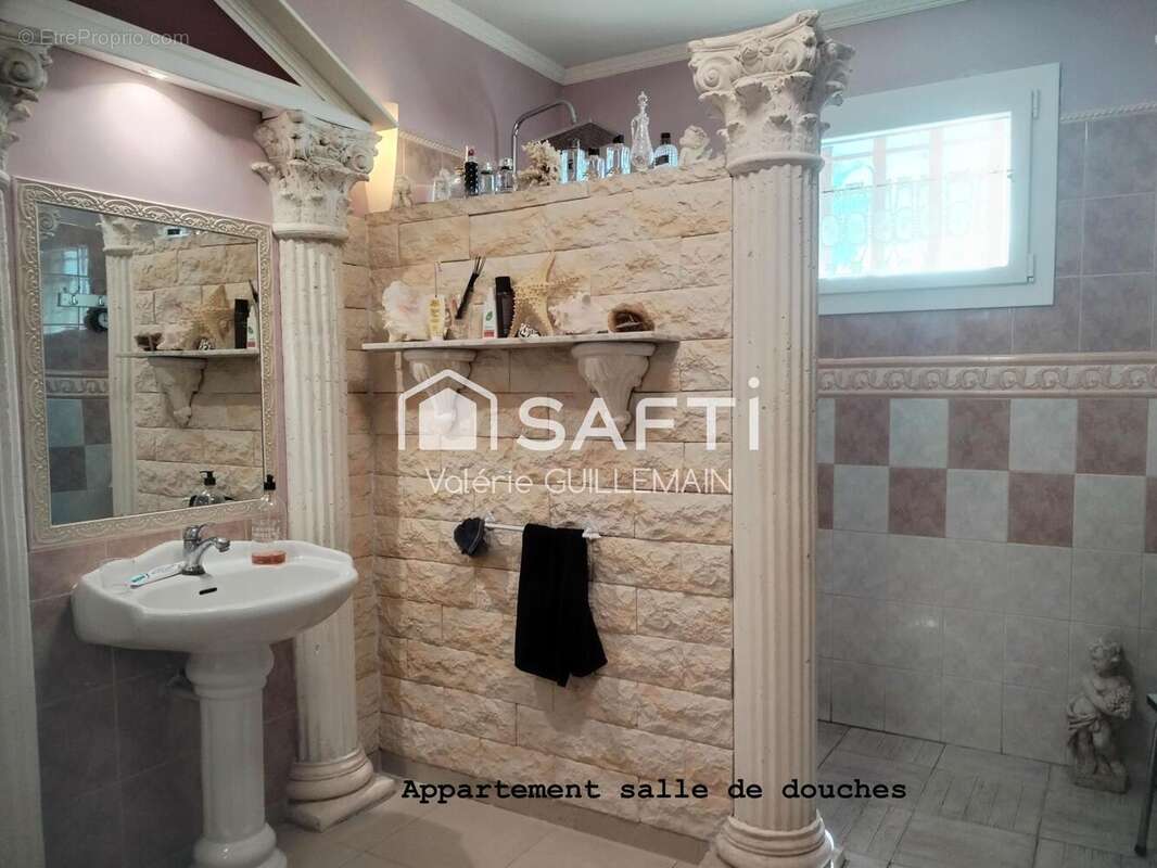 Photo 7 - Maison à PORT-SAINT-LOUIS-DU-RHONE