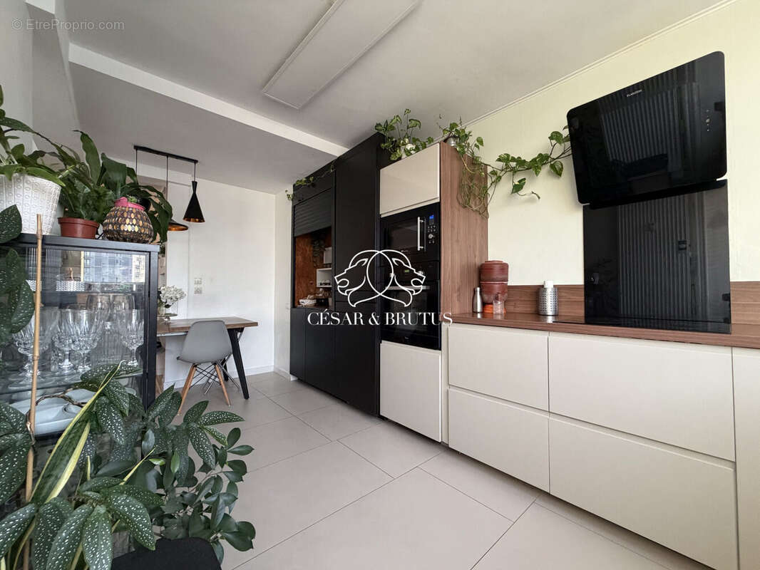 Appartement à LYON-7E