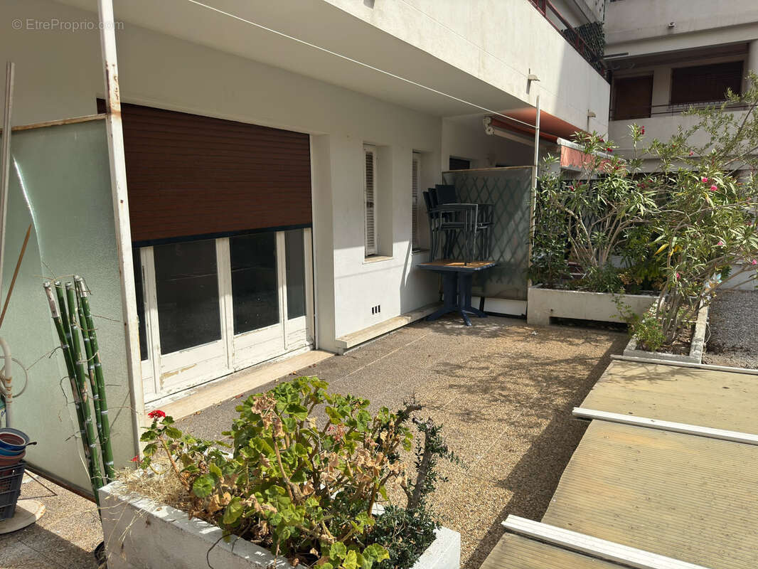 Studio Nice ouest avec belle terrasse au calme - photo 2