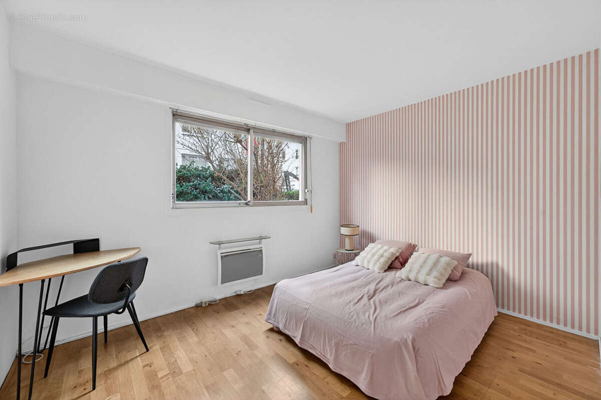 Appartement à PARIS-12E