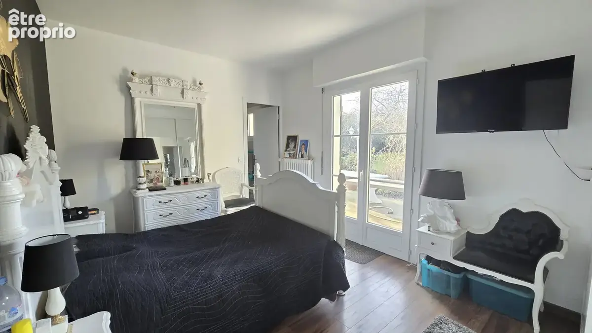 Maison de  226m2 sur sous sol total et terrain de 3550m2 - photo 11