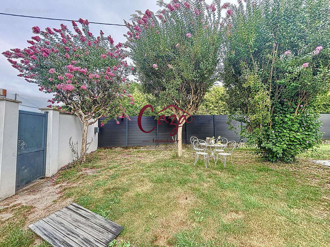 Maison à CAMBLANES-ET-MEYNAC