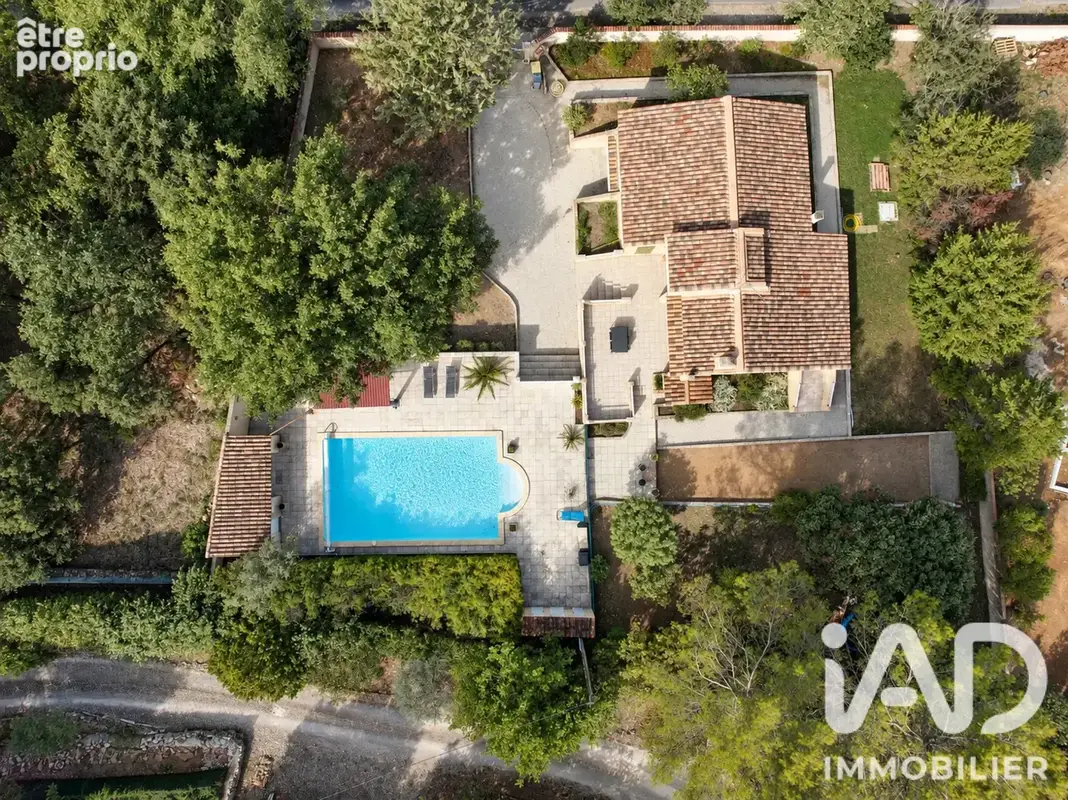 Photo 1 - Maison à SAINT-MAXIMIN-LA-SAINTE-BAUME
