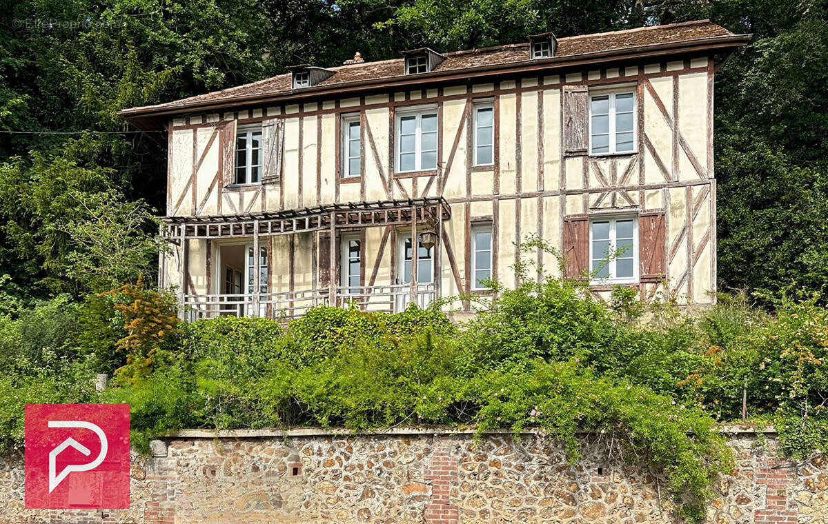 Maison à BERNAY