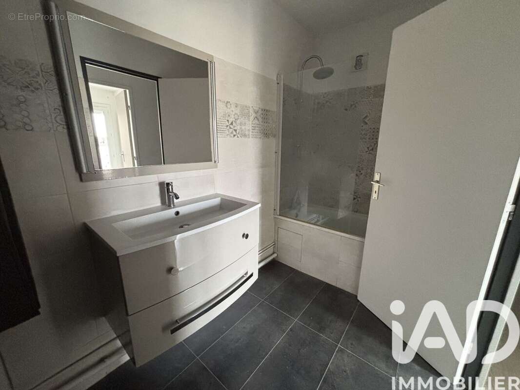 Photo 9 - Appartement à COMPIEGNE