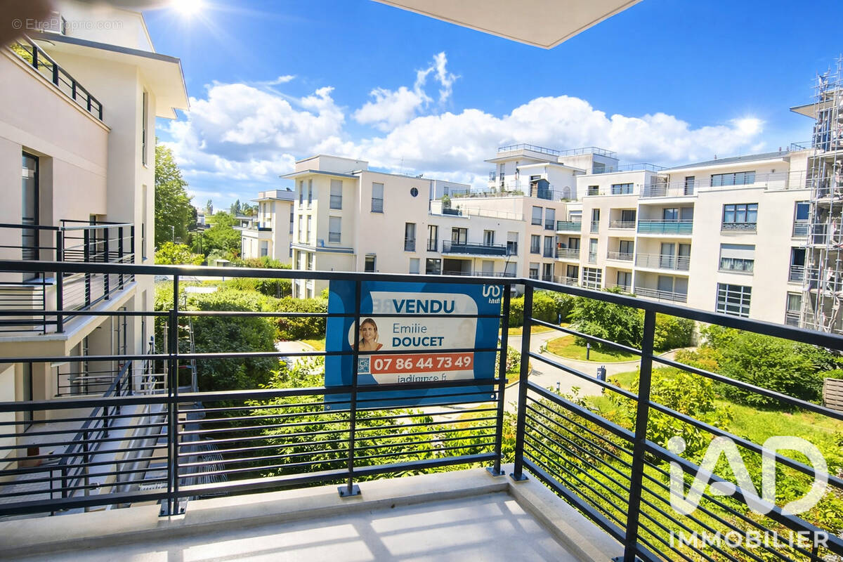 Photo 1 - Appartement à ELANCOURT
