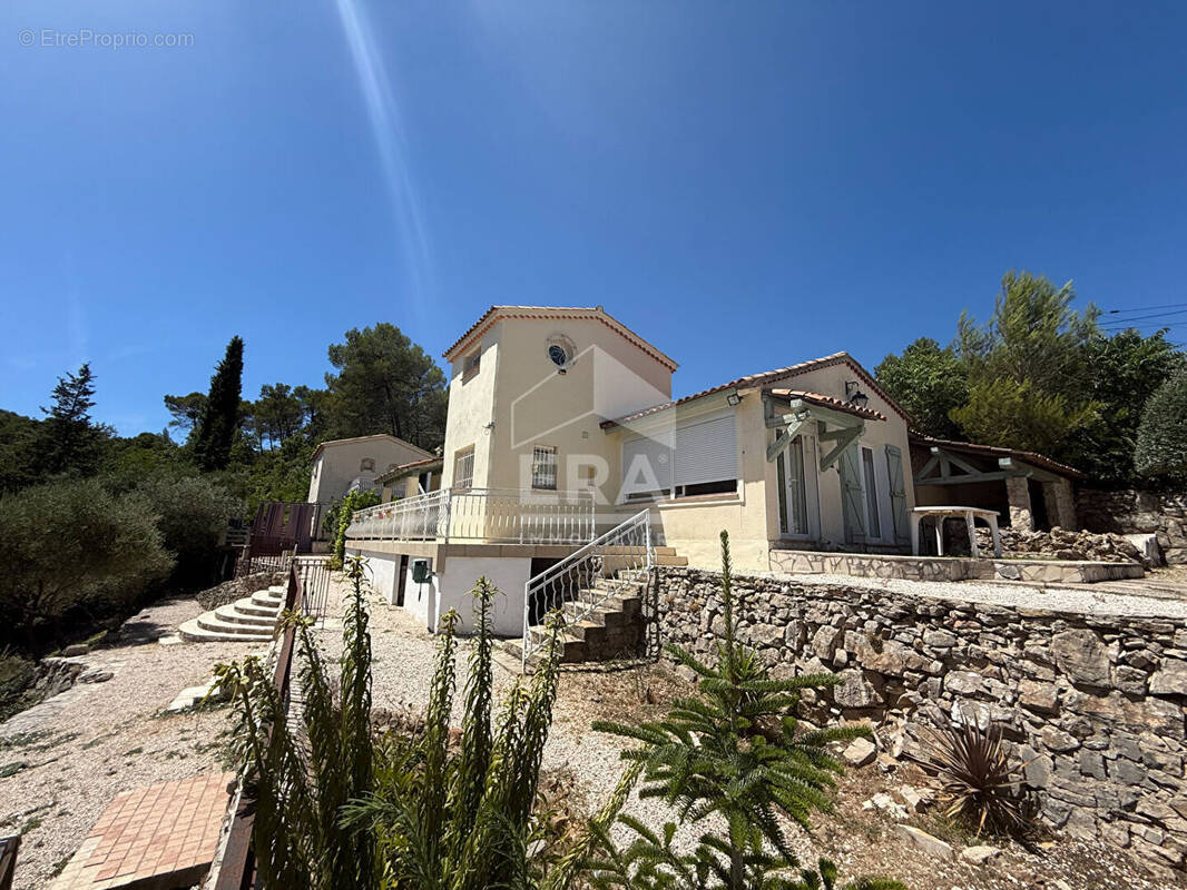 Maison à SAINT-MAXIMIN-LA-SAINTE-BAUME