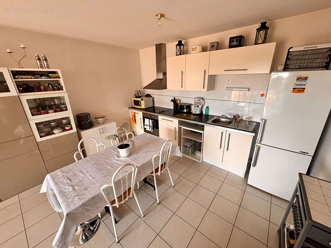 Nimes - magnifique appartement t3 de 63 m2 avec terrasse et box - photo 5