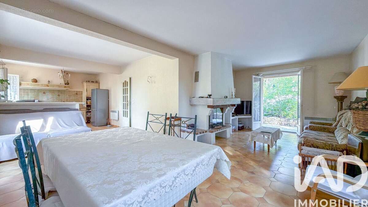 Photo 7 - Maison à FREJUS