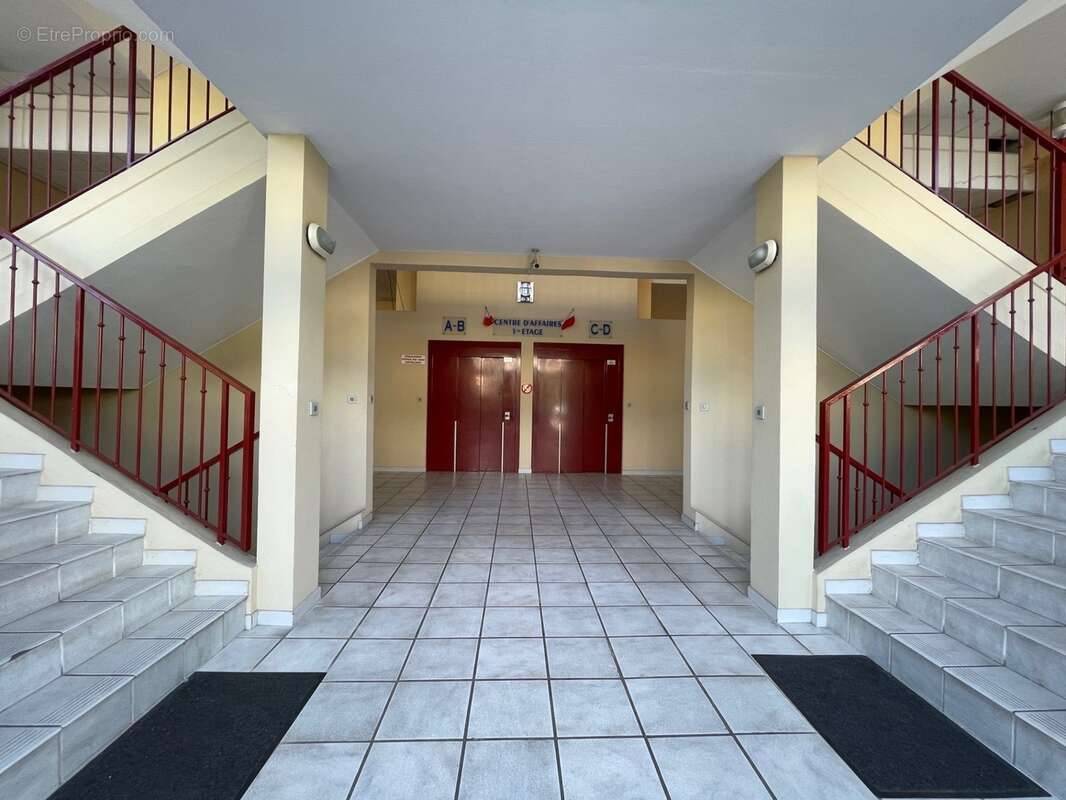 Bureau à vendre MOUGINS (06) - 56m2 - photo 4