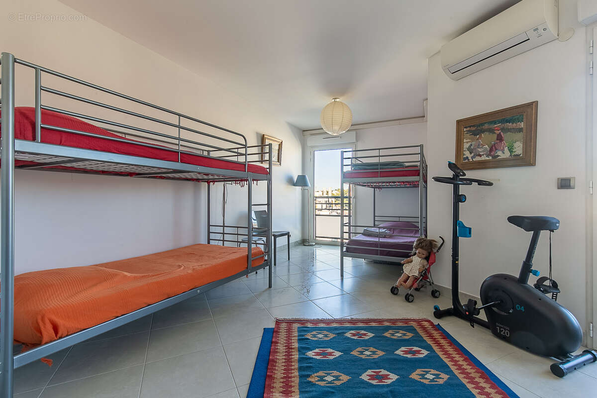 Appartement à MARSEILLE-8E