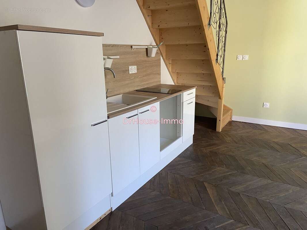 Appartement 198 m² à Bagnols-Sur-Ceze  - photo 32