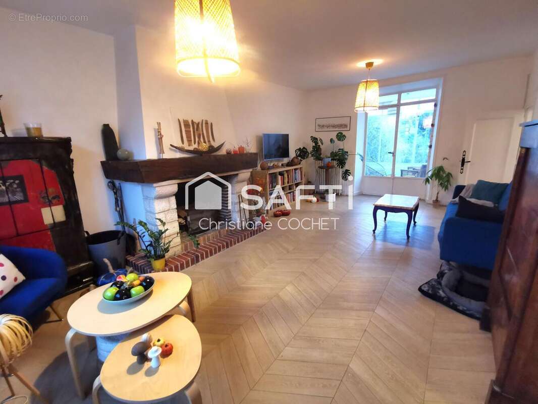 Maison 220 m² à Melun  - photo 9