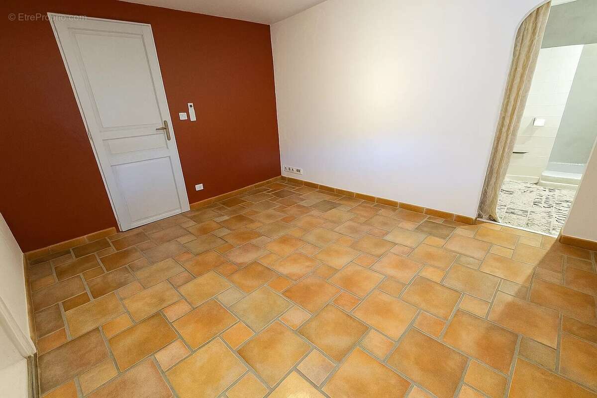 Maison à PEYMEINADE