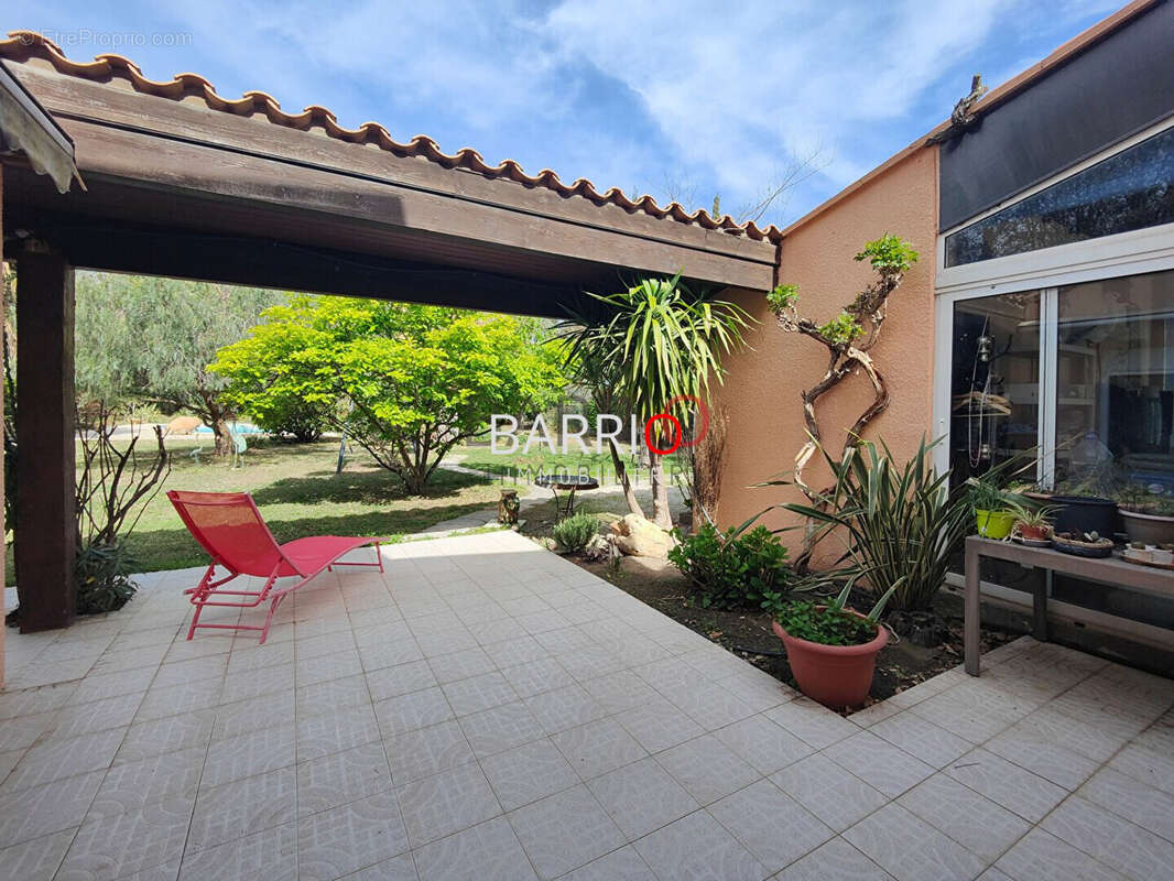 Maison à MONTESQUIEU-DES-ALBERES