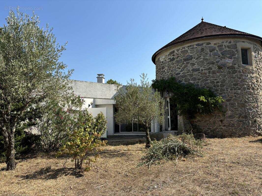 Maison à SAINT-PERAY