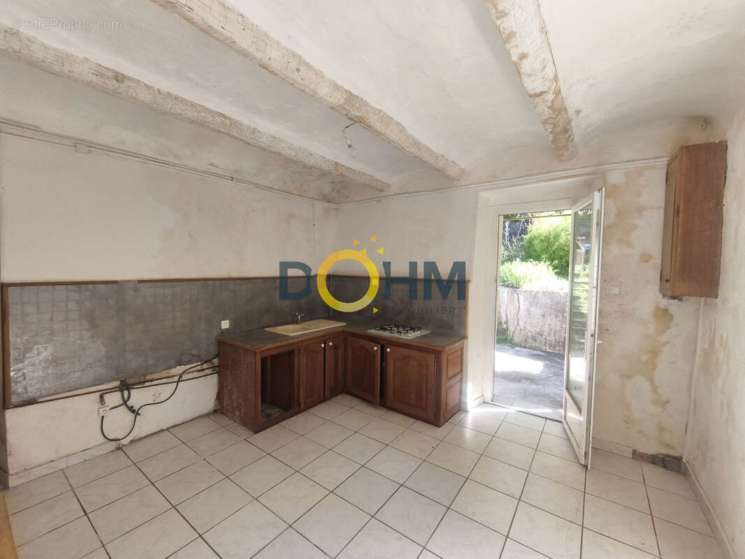 Appartement à LA VERNAREDE