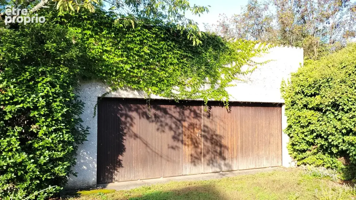 Propriété de caractère avec grand jardin privatif, à seulement 5 minutes  de Villefranche de Rouergue. - photo 5