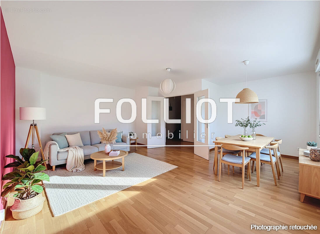 Appartement à FOUGERES