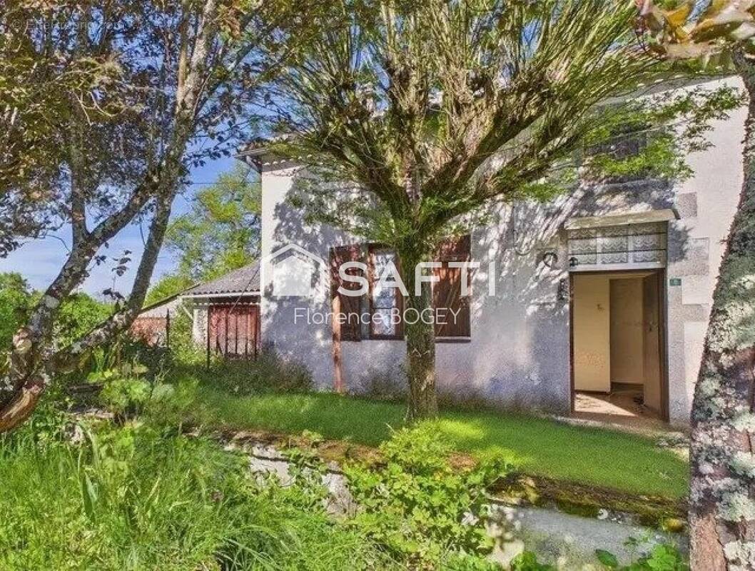 Photo 1 - Maison à BUSSIERE-POITEVINE