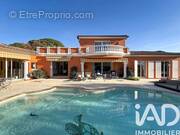 Photo 1 - Maison à FREJUS