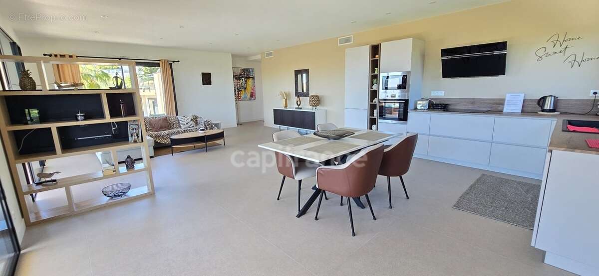Appartement à vendre 4 pièces BANDOL (83) + 2 parkings + terrasse - photo 5
