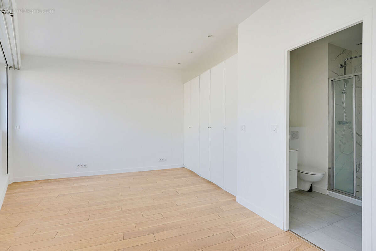 Appartement à GARCHES