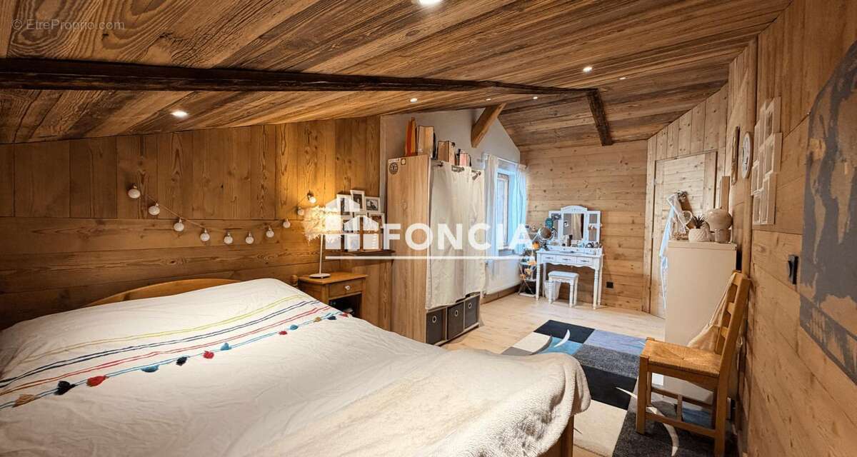 Maison à ARACHES-LA-FRASSE