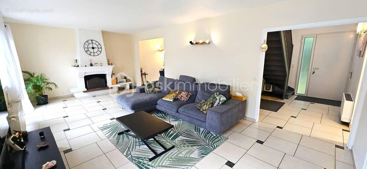 Maison à PONTAULT-COMBAULT