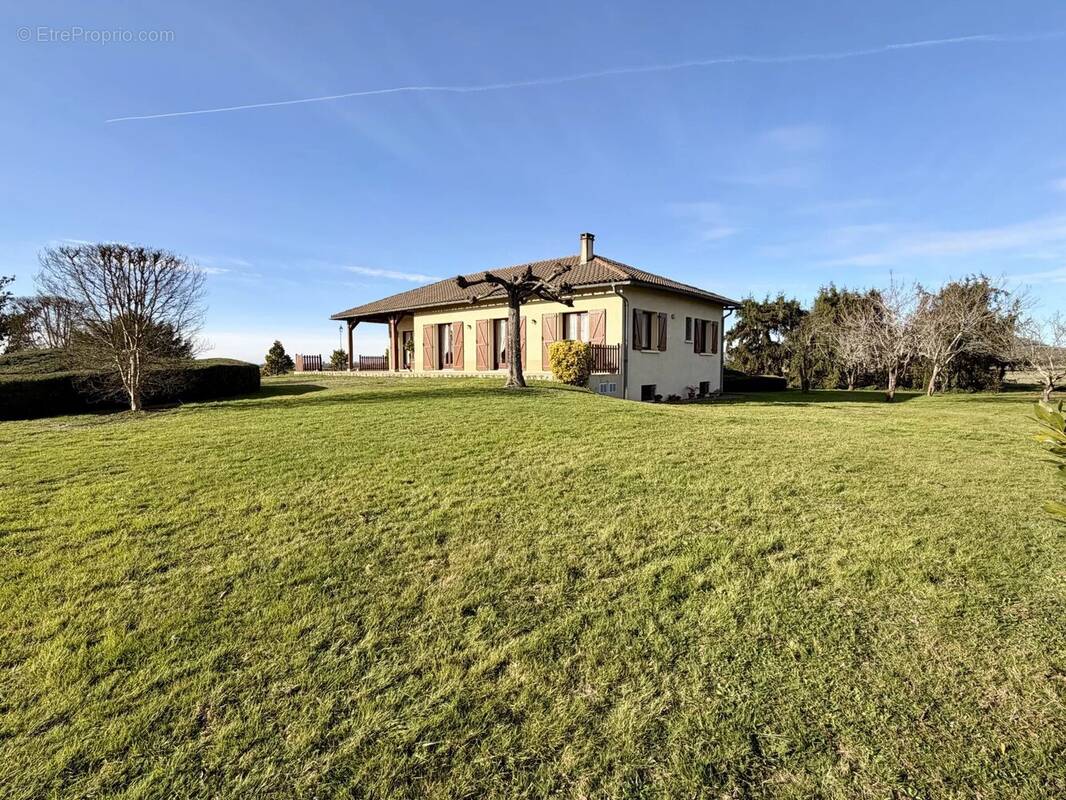 Maison à TARSAC