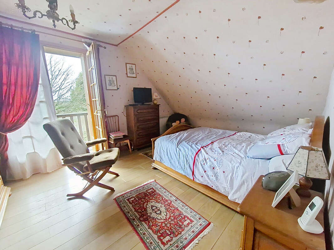 Maison à LES VENTES