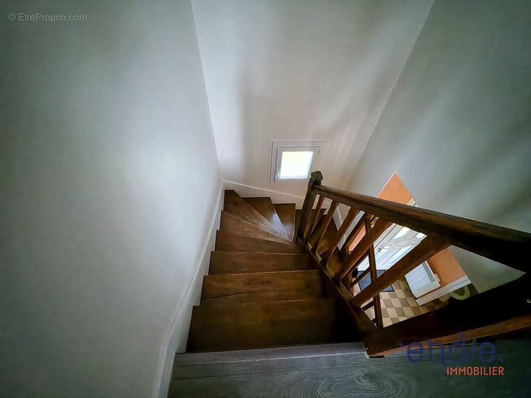 Maison à CHANTENAY-SAINT-IMBERT