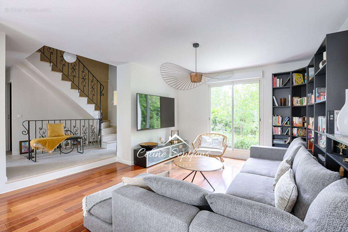 Maison à CHAMPCUEIL