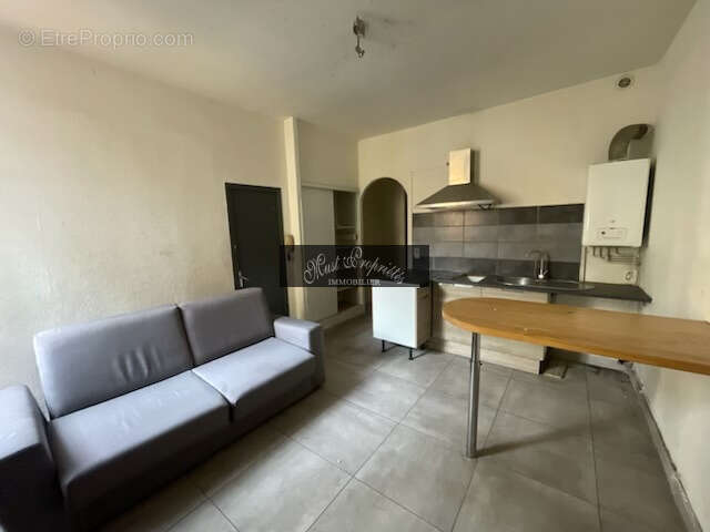 Immeuble avec 2 logements, rapport 11,20 %. - photo 3