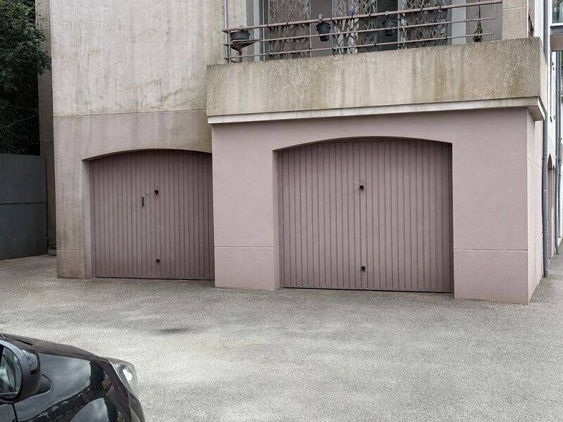 Parking à HENNEBONT